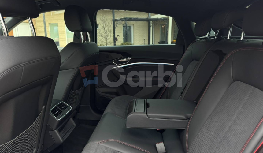 Audi Q8 e-tron Sportback 50 S line quattro