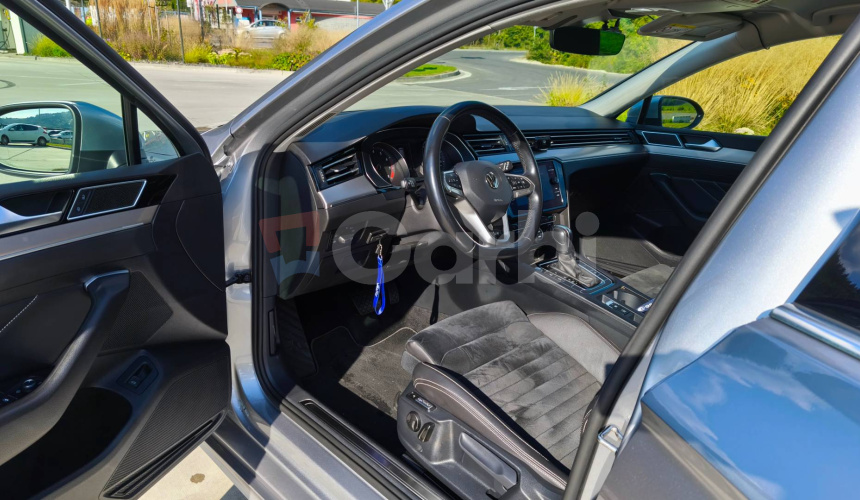 Volkswagen Passat Variant 2.0 TSI Elegance DSG