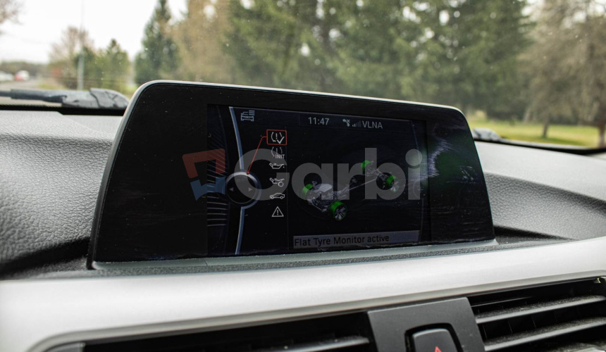 BMW Rad 3 Touring 320d A/T