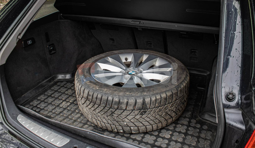 BMW Rad 3 Touring 320d A/T