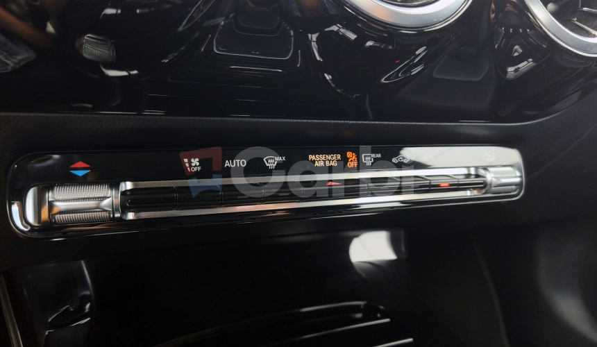 Mercedes-Benz CLA Shooting Break 180d