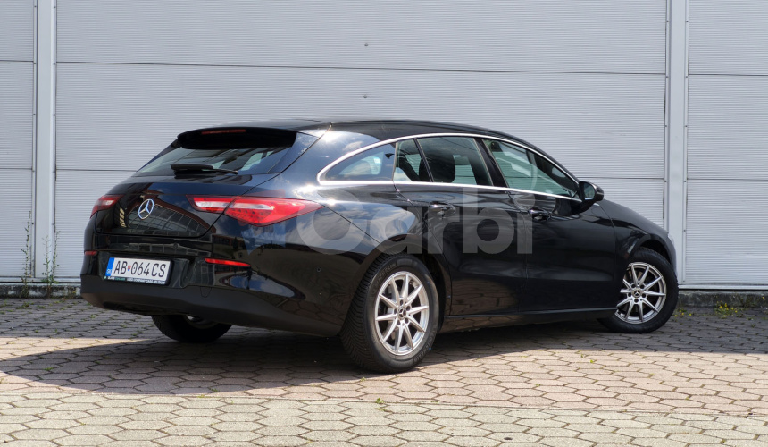 Mercedes-Benz CLA Shooting Break 180d