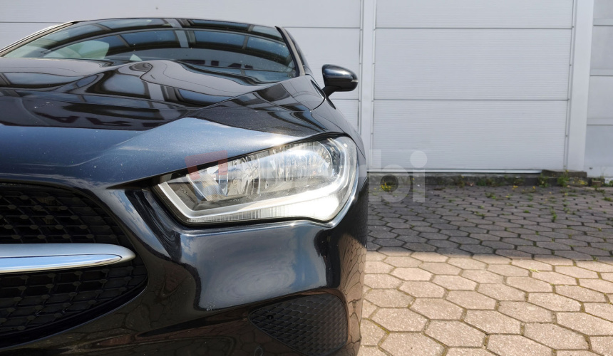 Mercedes-Benz CLA Shooting Break 180d