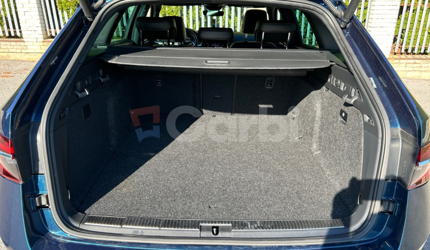 Škoda Superb Combi Laurin & Klement 1.4 TSI iV