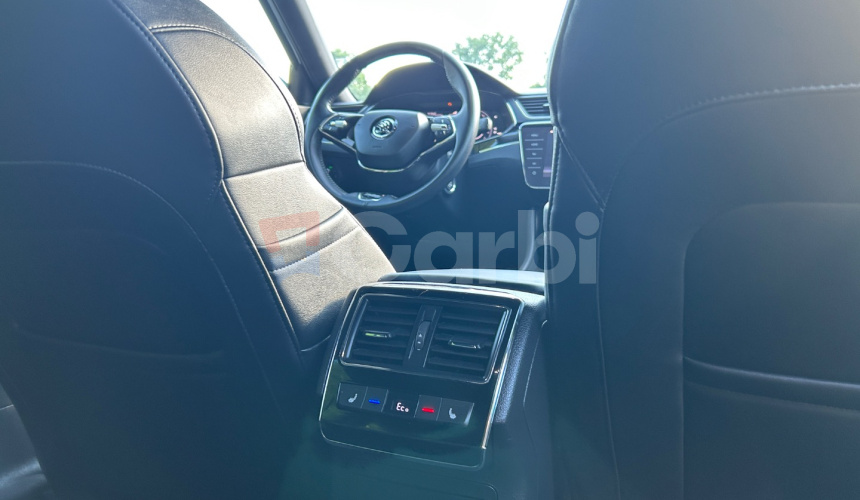 Škoda Superb Combi Laurin & Klement 1.4 TSI iV