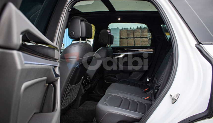 Volkswagen Touareg 3.0 TDI V6 286k R-Line, IQ Light, Pano, Ťažné, Vzduch, Soft-close, DPH