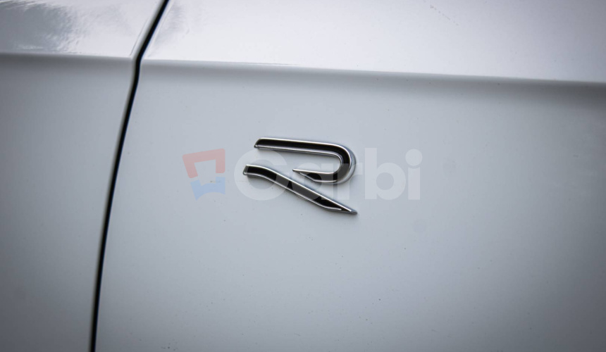 Volkswagen Touareg 3.0 TDI V6 286k R-Line, IQ Light, Pano, Ťažné, Vzduch, Soft-close, DPH