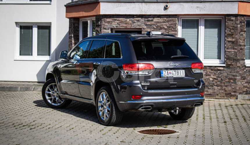 Jeep Grand Cherokee 3.0 CRD V6 Summit, Slovenské, ťažné, zadné LCD, DPH