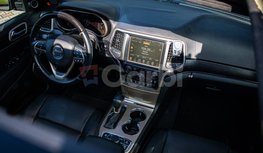 Jeep Grand Cherokee 3.0 CRD V6 Summit, Slovenské, ťažné, zadné LCD, DPH