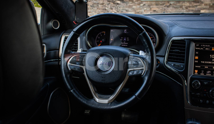Jeep Grand Cherokee 3.0 CRD V6 Summit, Slovenské, ťažné, zadné LCD, DPH