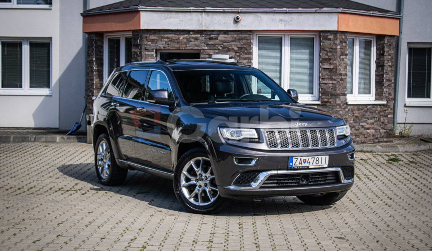 Jeep Grand Cherokee 3.0 CRD V6 Summit, Slovenské, ťažné, zadné LCD, DPH
