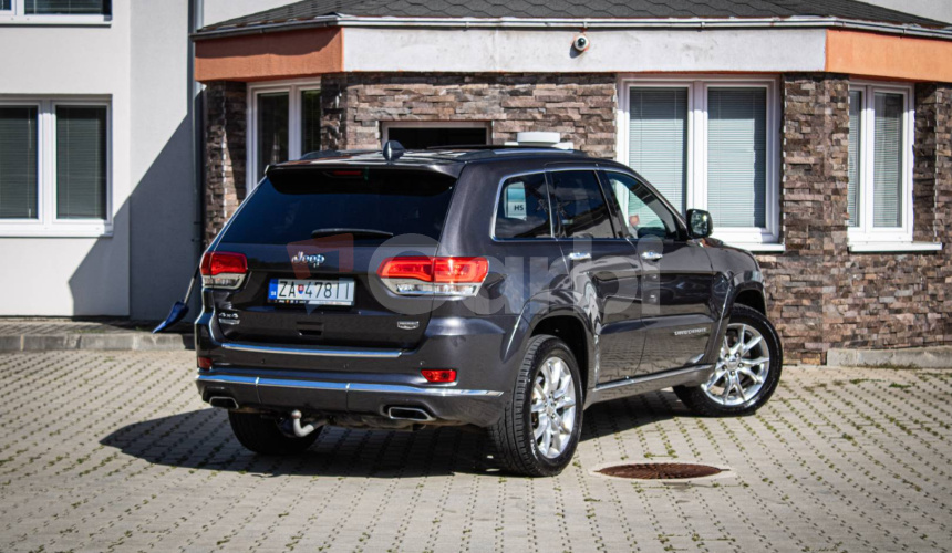 Jeep Grand Cherokee 3.0 CRD V6 Summit, Slovenské, ťažné, zadné LCD, DPH