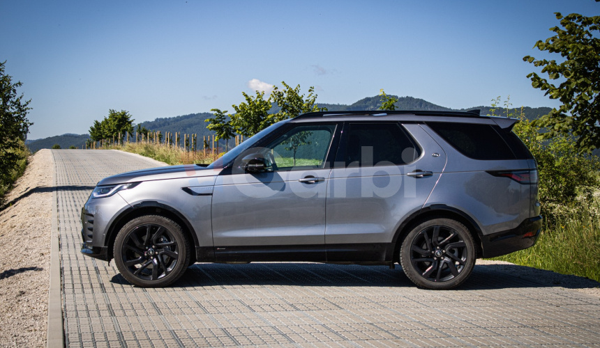 Land Rover Discovery 300 I6 D300 R-Dynamic HSE, 7 miestne, pano, webasto, plná výbava, ŤZ, DPH