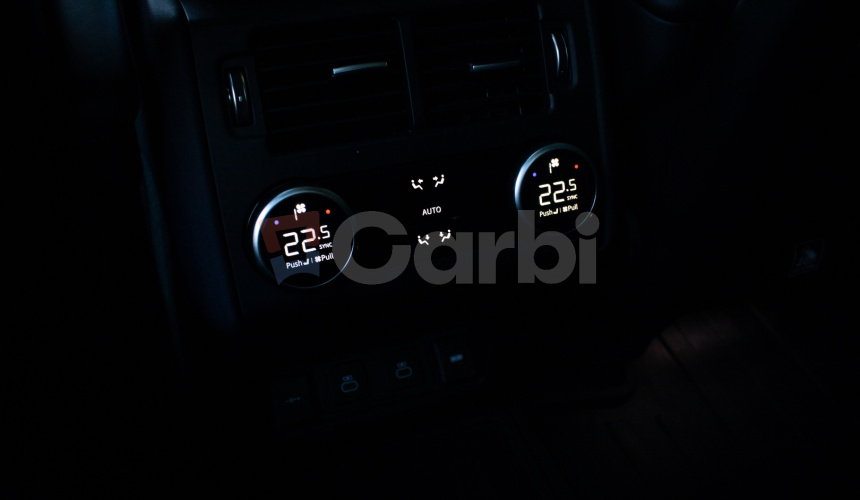 Land Rover Discovery 300 I6 D300 R-Dynamic HSE, 7 miestne, pano, webasto, plná výbava, ŤZ, DPH