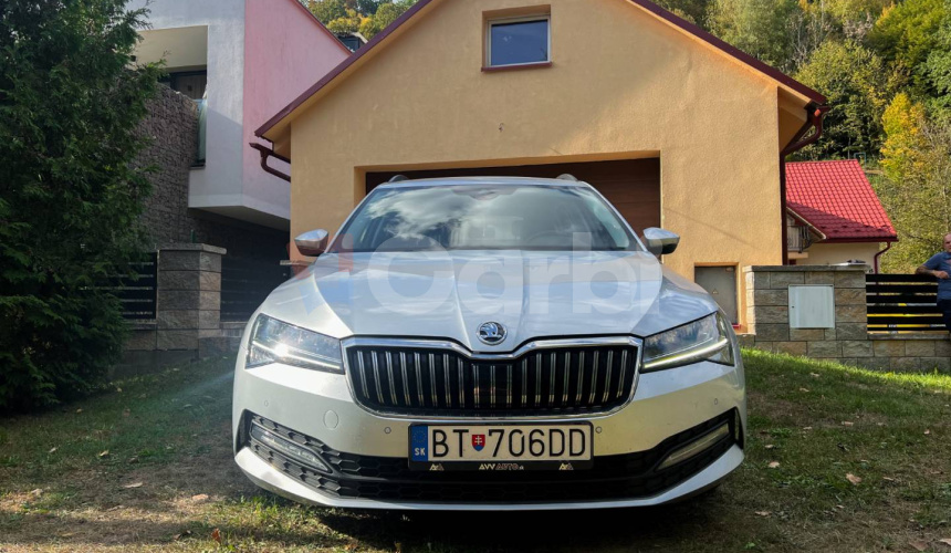 Škoda Superb Combi 2.0 TDI SCR Ambition DSG