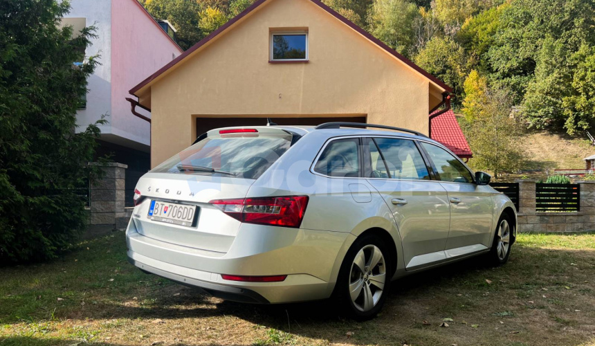 Škoda Superb Combi 2.0 TDI SCR Ambition DSG