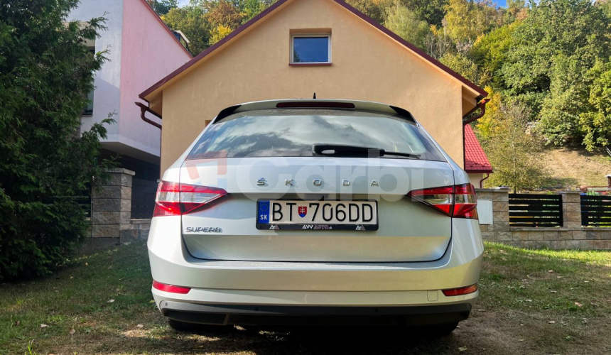 Škoda Superb Combi 2.0 TDI SCR Ambition DSG