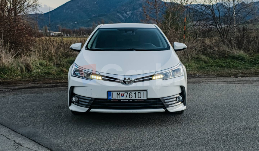 Toyota Corolla sedan 1.6 l Valvematic Comfort