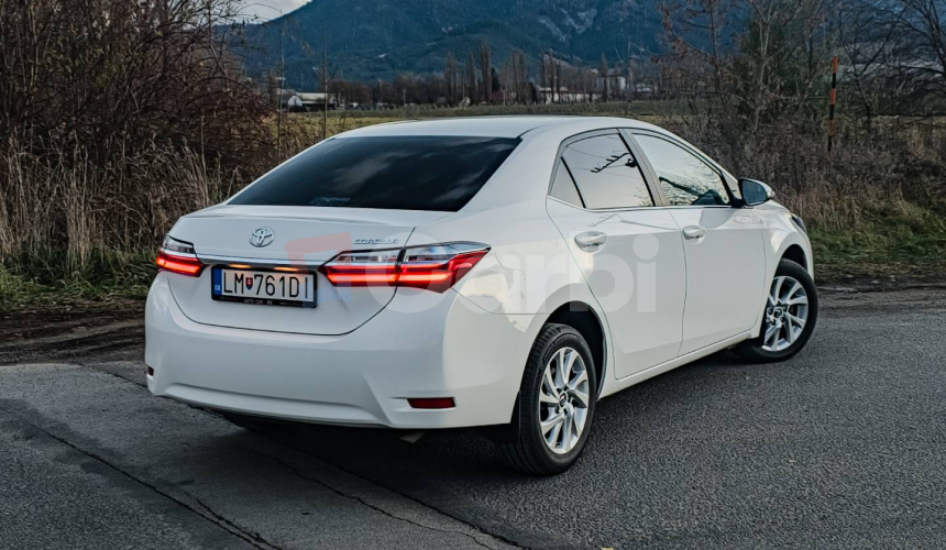 Toyota Corolla sedan 1.6 l Valvematic Comfort