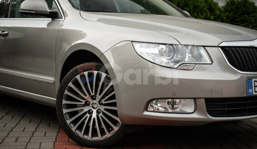 Škoda Superb Combi 3.6 FSI V6 4x4 L&K DSG