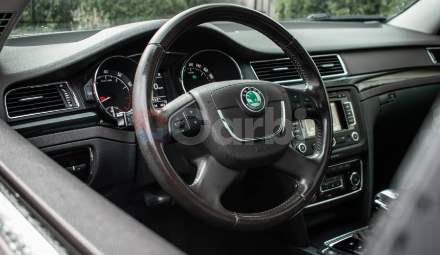 Škoda Superb Combi 3.6 FSI V6 4x4 L&K DSG