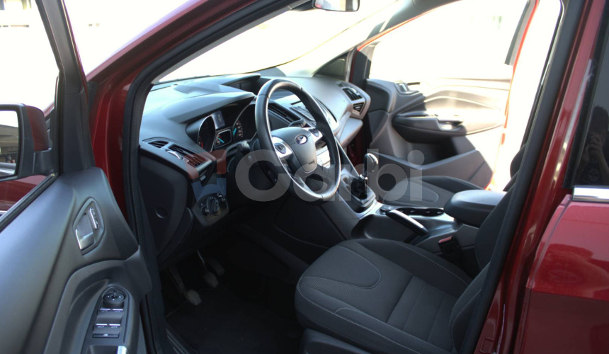 Ford Kuga 1.5 EcoBoost Titanium FWD