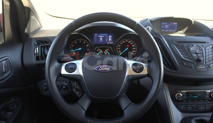 Ford Kuga 1.5 EcoBoost Titanium FWD