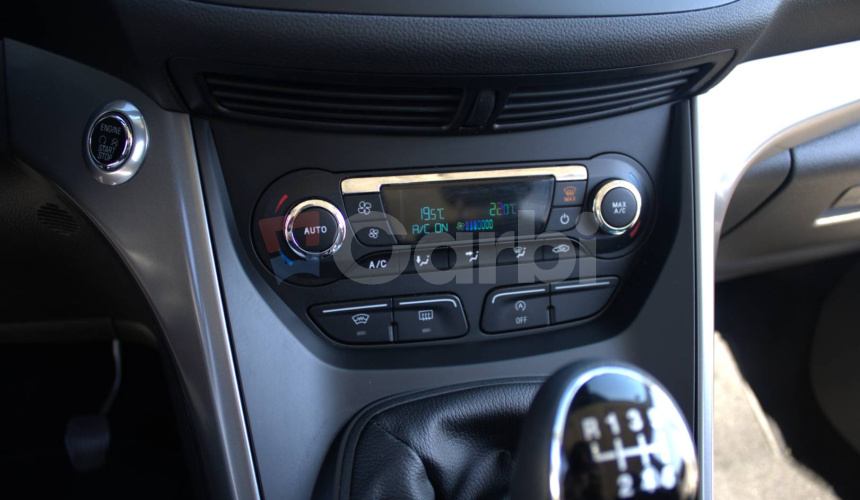 Ford Kuga 1.5 EcoBoost Titanium FWD