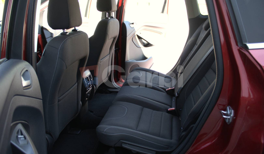 Ford Kuga 1.5 EcoBoost Titanium FWD