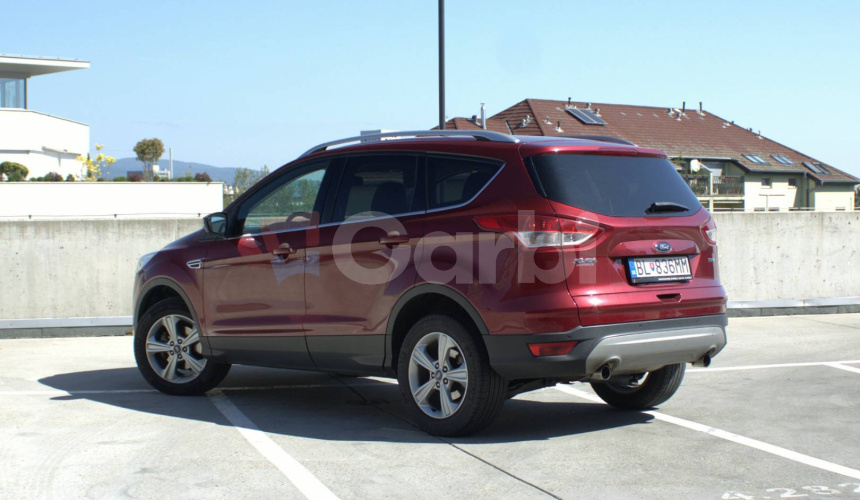 Ford Kuga 1.5 EcoBoost Titanium FWD