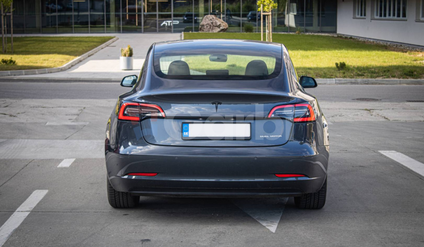 Tesla Model 3 Long Range 4x4 Premium Sound, odpočet DPH