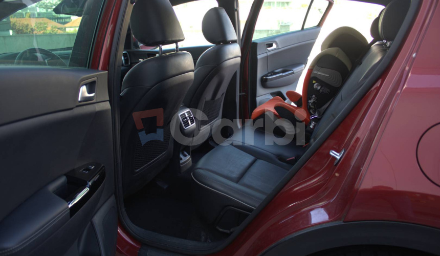Kia Sportage 2.0 CRDi HP 4WD 185k AT GT-Line