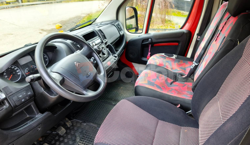 Citroën Jumper L2H2 2.2 HDI Úprava 3+3 sedadlá