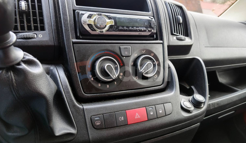 Citroën Jumper L2H2 2.2 HDI Úprava 3+3 sedadlá