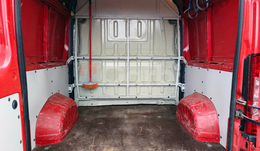 Citroën Jumper L2H2 2.2 HDI Úprava 3+3 sedadlá