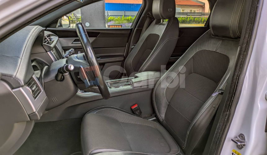 Jaguar XF Sportbrake 2.0D I4 240k R-Sport AWD Auto