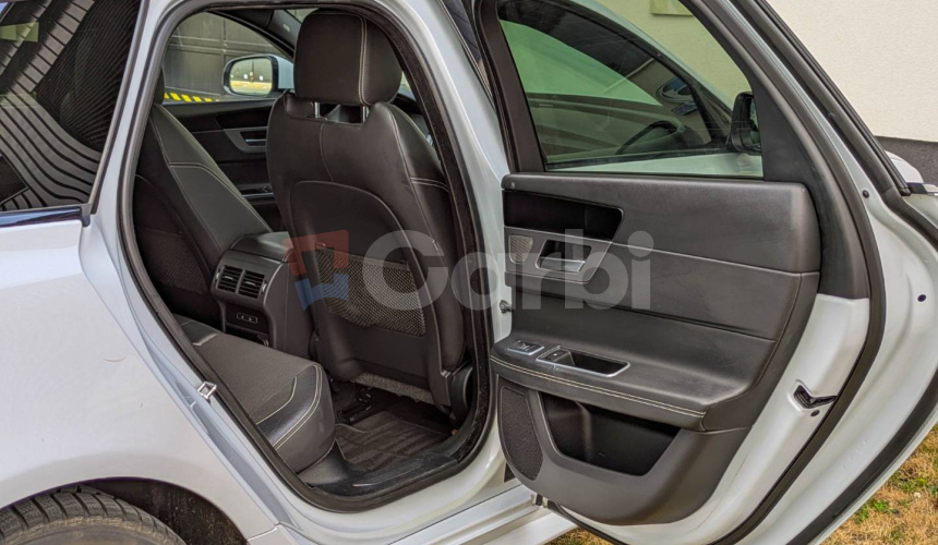 Jaguar XF Sportbrake 2.0D I4 240k R-Sport AWD Auto