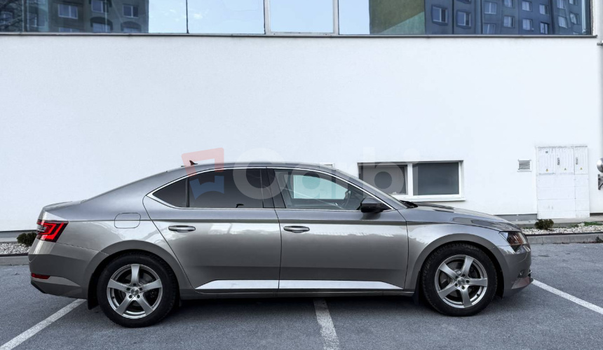 Škoda Superb 2.0 TDI Style EU6