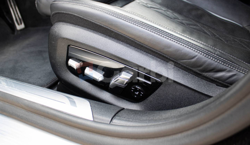 BMW Rad 7 740Li xDrive A/T
