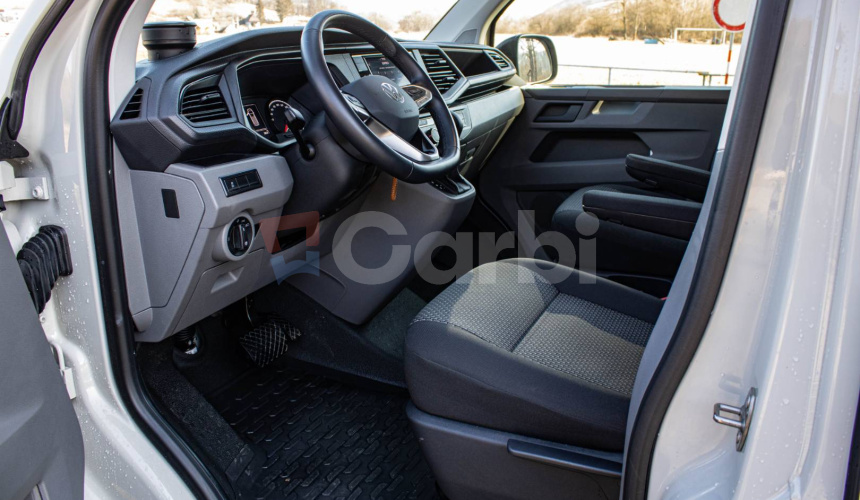 Volkswagen Caravelle 4x4, 110kW, AUTOMAT, CarPlay