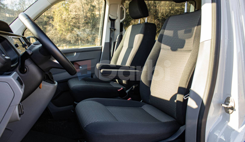 Volkswagen Caravelle 4x4, 110kW, AUTOMAT, CarPlay