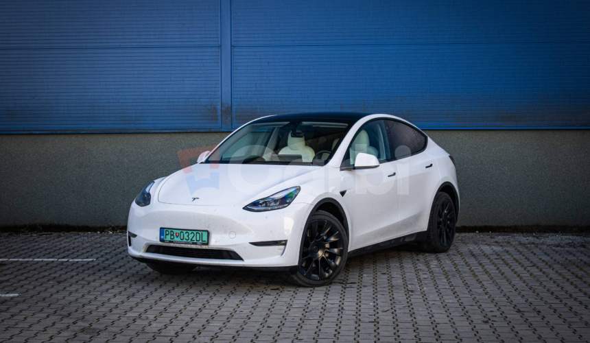 Tesla Model Y Long Range Dual Motor 82 kWh batéria, 1. majiteľ, tepelné čerpadlo, biely int.