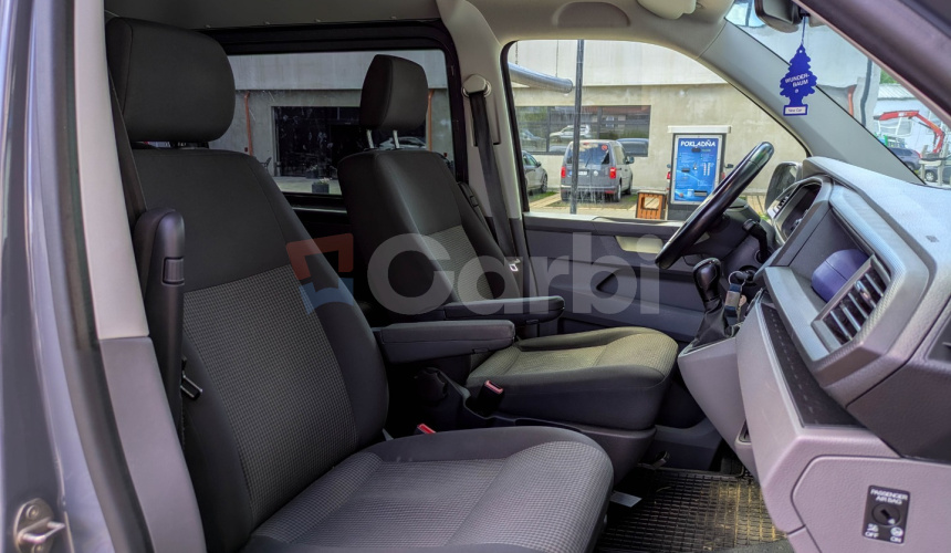 Volkswagen T6.1 Kombi Transporter KR 2.0 TDI 110kW, A7, 7-miestne