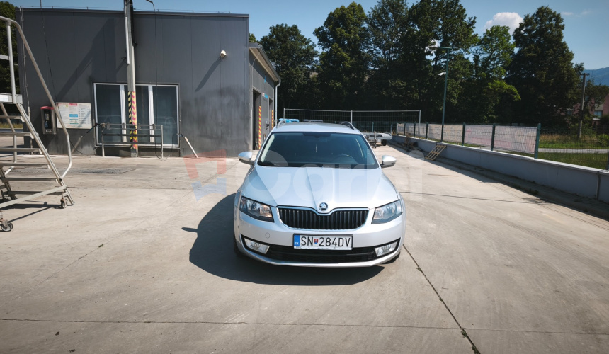 Škoda Octavia Combi Greenline.