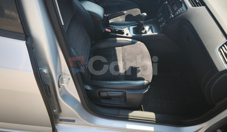 Škoda Octavia Combi Greenline.