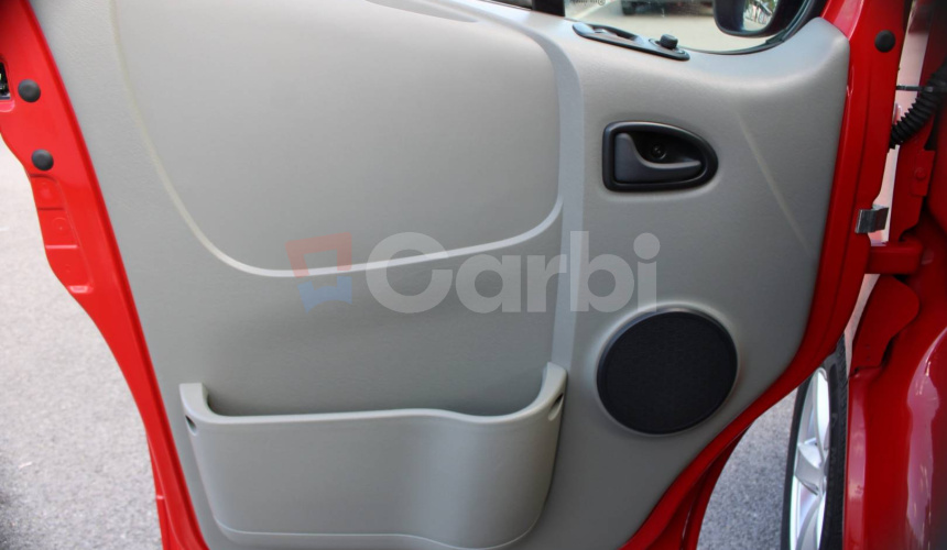 Renault Trafic 2.0 dci 84 kW