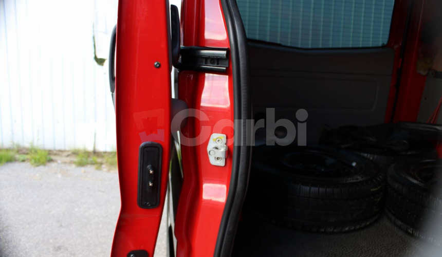 Renault Trafic 2.0 dci 84 kW