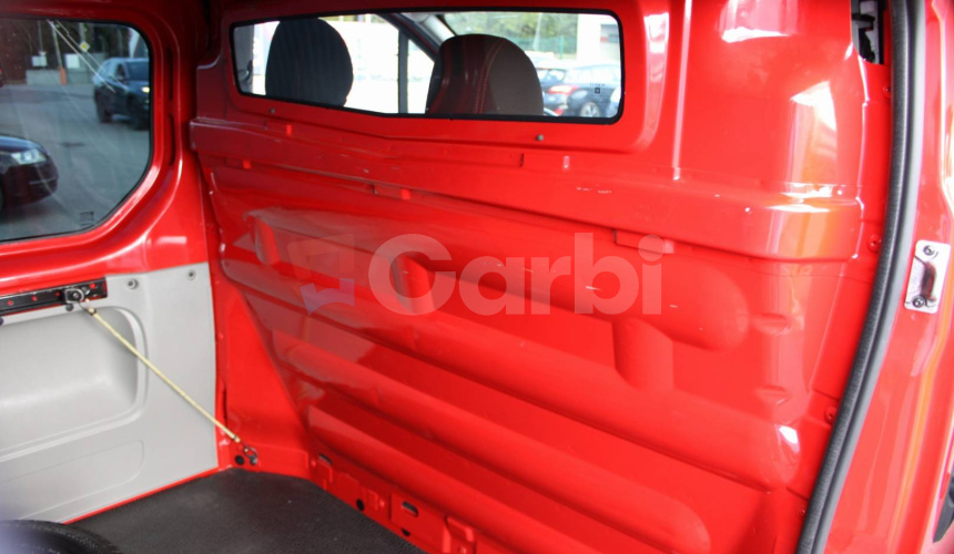 Renault Trafic 2.0 dci 84 kW