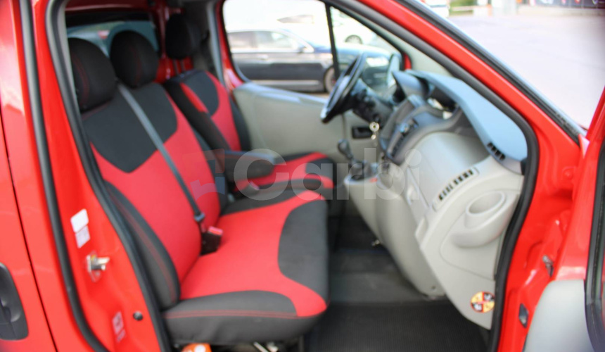 Renault Trafic 2.0 dci 84 kW