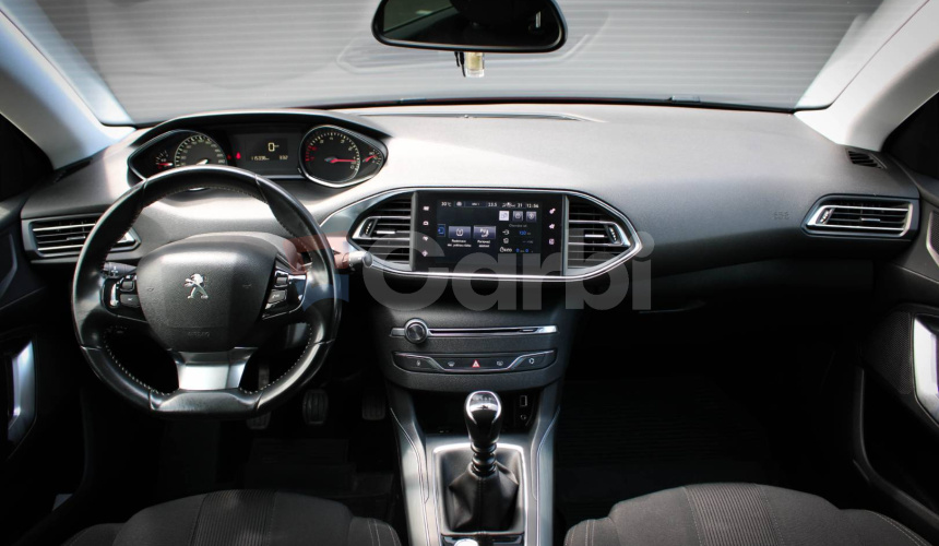 Peugeot 308 1,2i 81kW PureTech/Navi Vymenené rozvody / servisná knižka